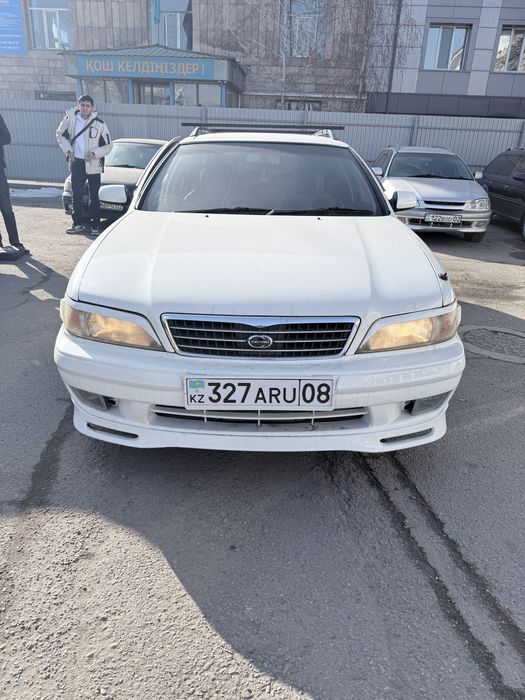 Nissan cefira универсал