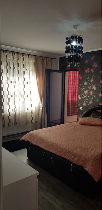 Persoana fizica inchiriez apartament 2 camere, Str. Catanelor