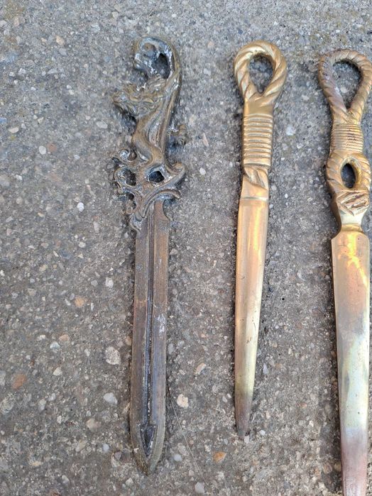 cutit scrisori bronz 22 cm