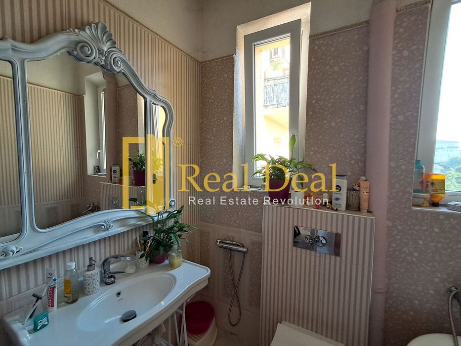 Продава се Тристаен апартамент в София, Център - 120 кв.м за 4120 €/кв.м - Снимка #6