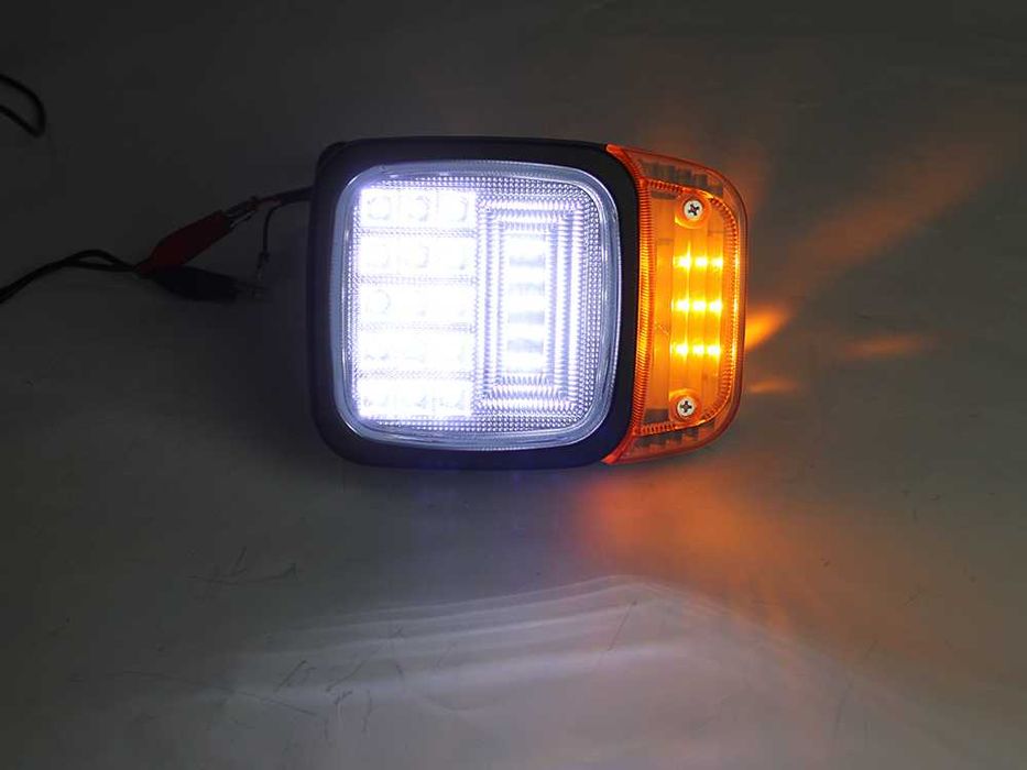 Комплект лед Фарове с мигач Фар за Трактор, Комбайна, Багер и др