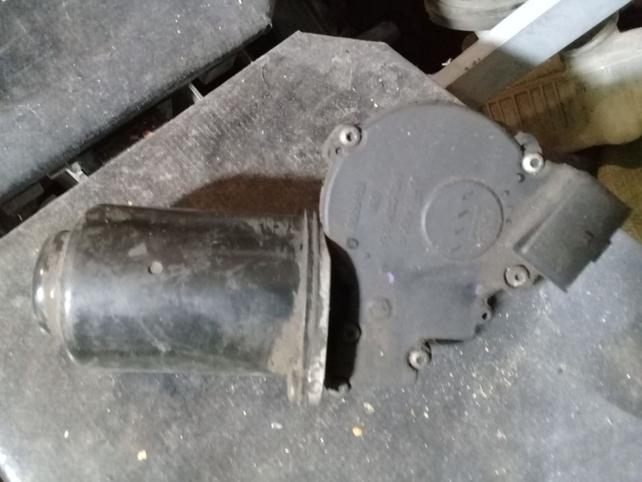 Запчасти на рено