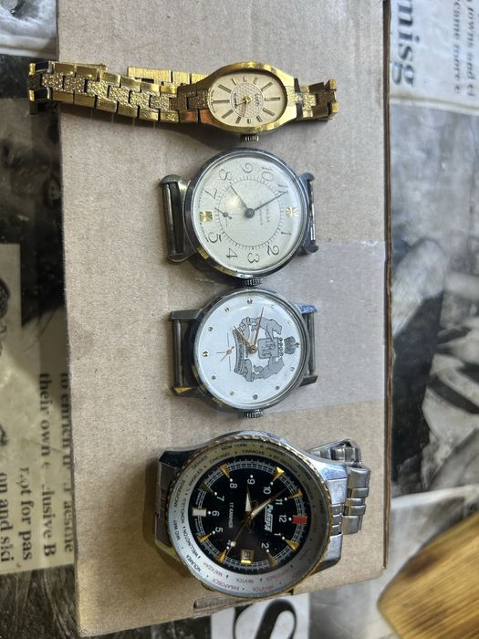 Часы механические