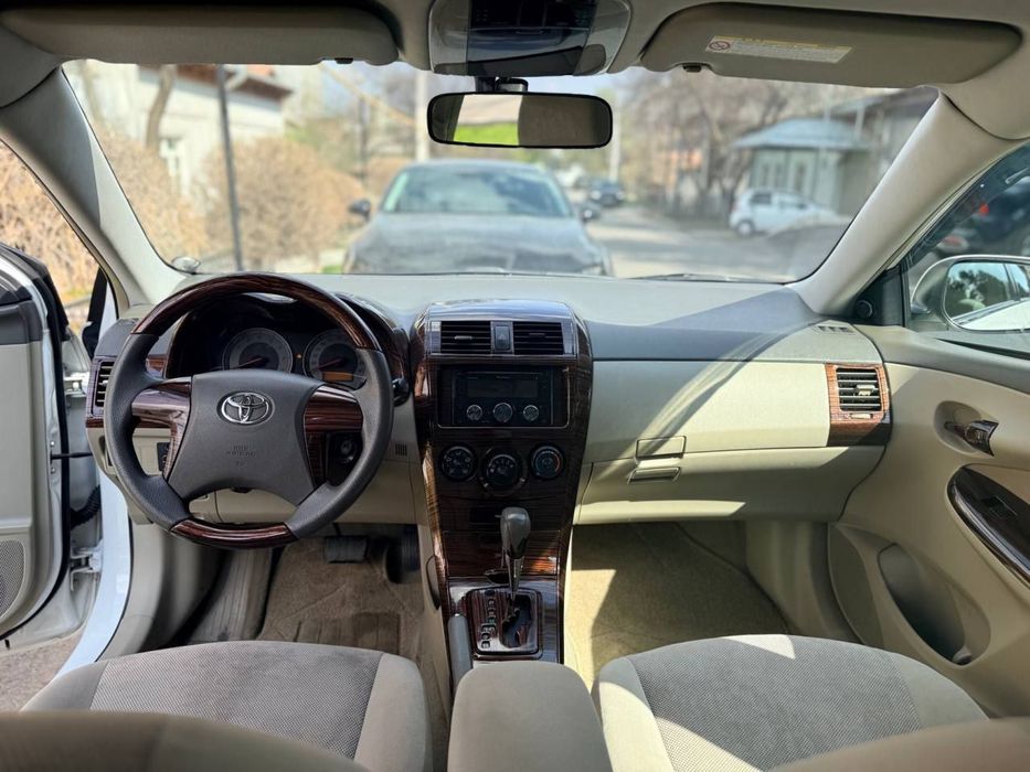 Toyota Corolla 2008г.