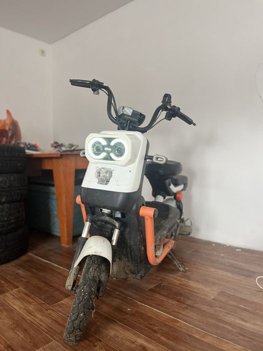 Электроскутер ТАНК