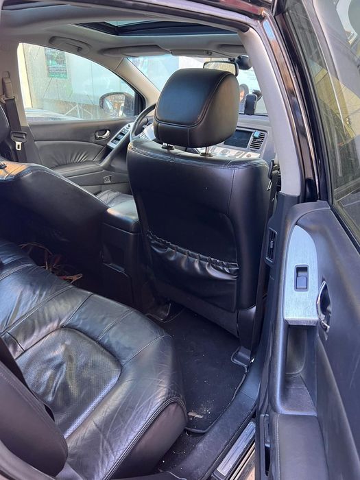 Vând Nissan murano
