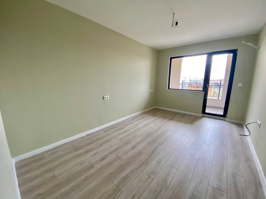 Двустаен апартамент в Остромила