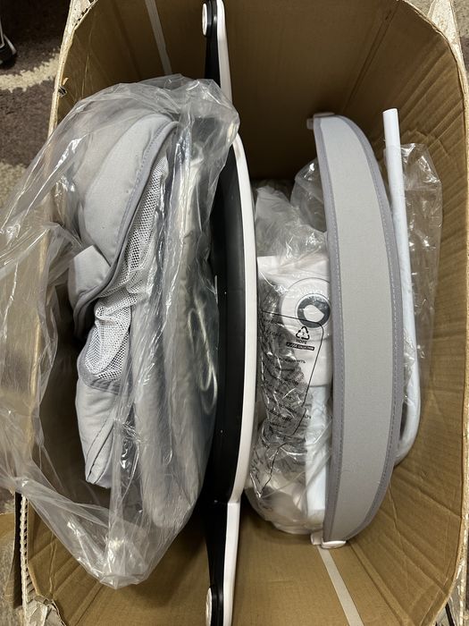 Lionelo Bella, In cutie