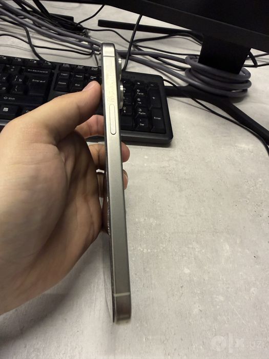 Iphone 15 pro max SIM + ESIM