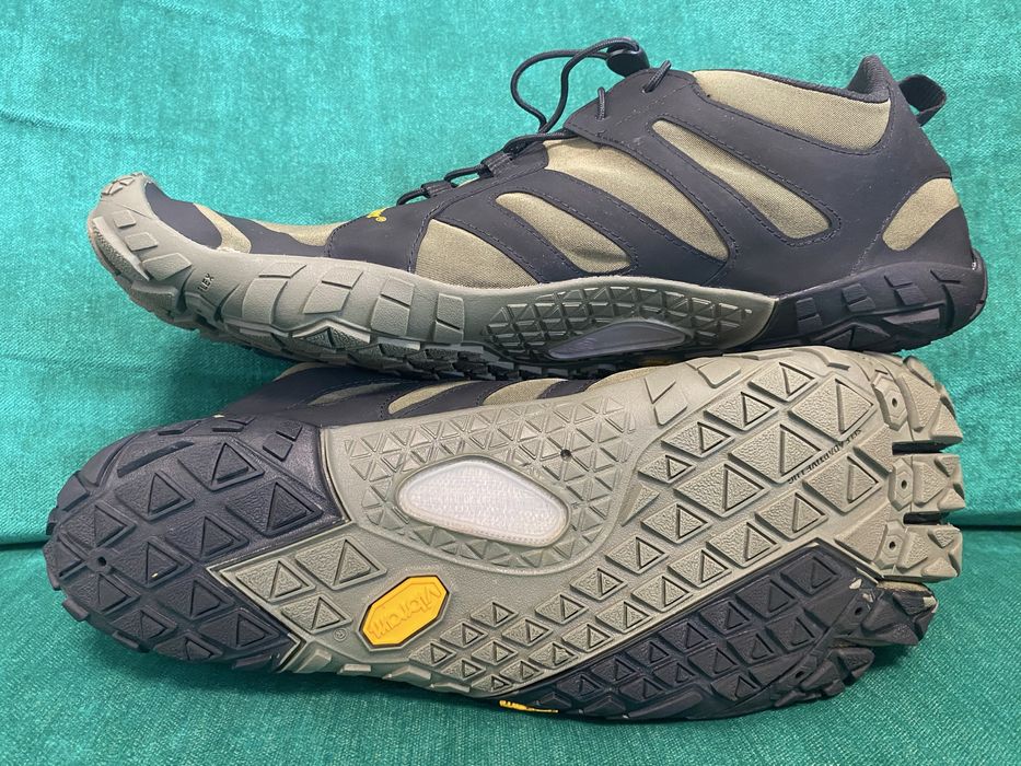 Vibram FiveFingers marimea 49 (30.5 cm)