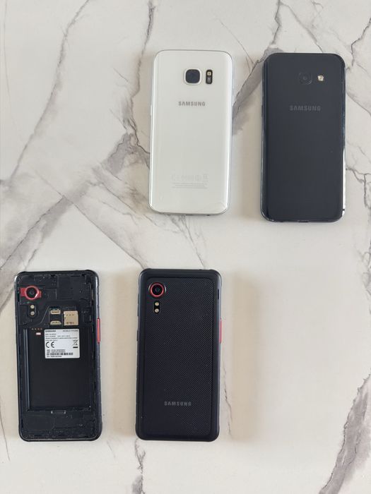 Lot 4 telefoane Samsung