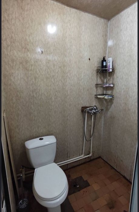 Продается квартира кирпич ТашГРЭС 1/5/5