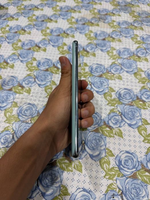 Samsung S20 FE .