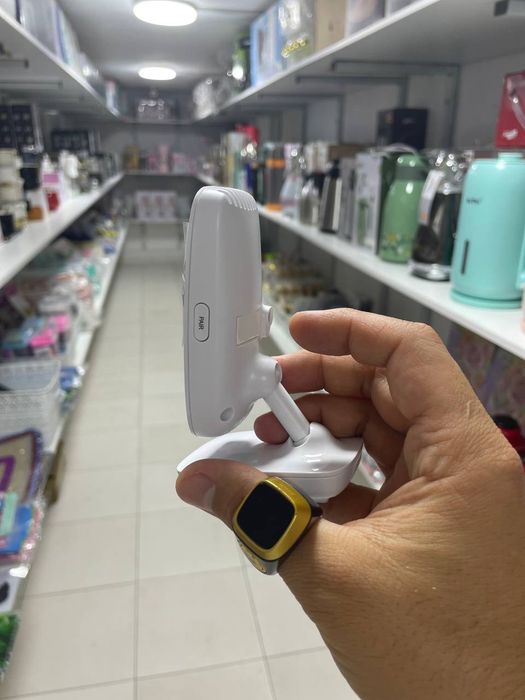 Цифровая видеоняня с диагональю экрана 2" MOTOROLA