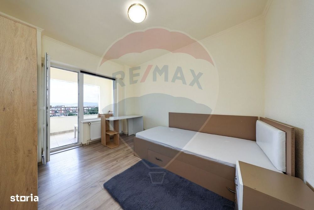 Apartament cu 4 camere de închiriat în zona Centrul Civic