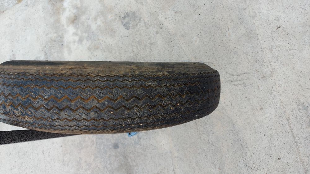 Cauciuc 640-15  cu cameră si geanta in 4 găuri