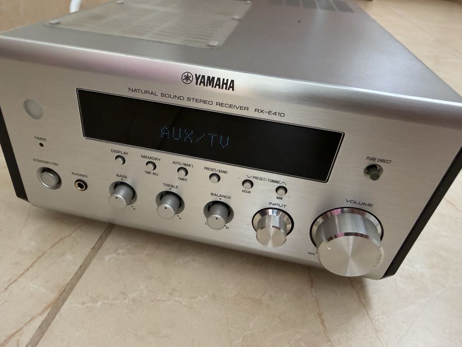 Yamaha RX-E410 Стерео мини ресивър
