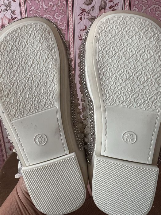 Детские туфельки