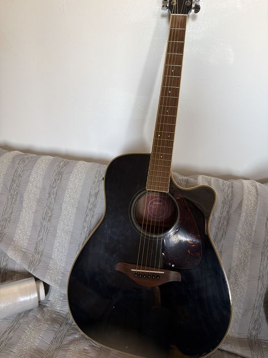 Chitara yamaha electroacustica