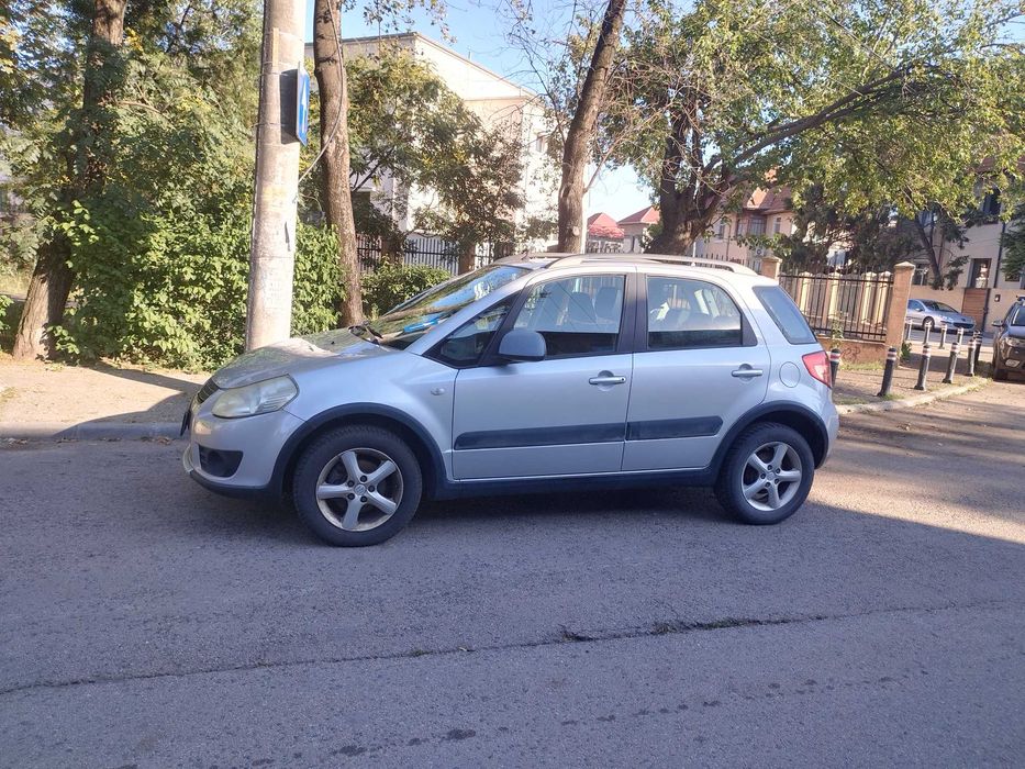 DE VANZARE SUZUKI SX4 99920 km reali