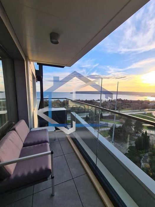 Дава се под наем Двустаен апартамент в Варна, Възраждане 3 - 75 кв.м за 980 € - Снимка #8