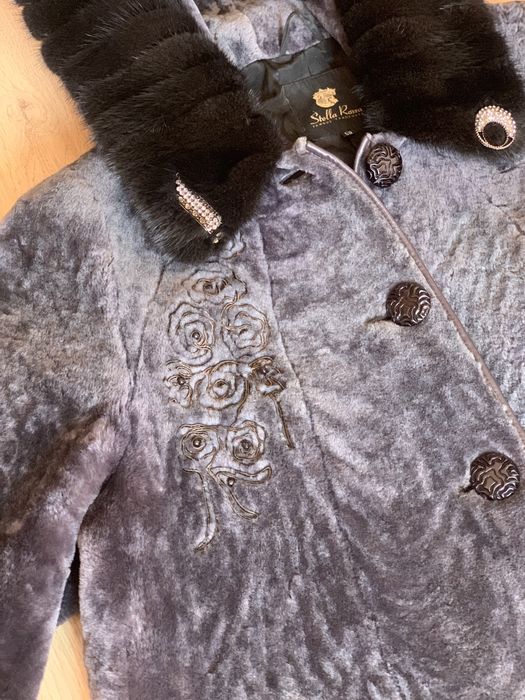 Шуба из мутона новая