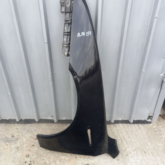 Ляв калник Alfa Romeo 159