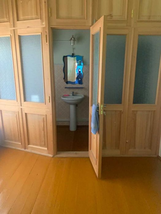 Срочно продаётся дом на две семьи