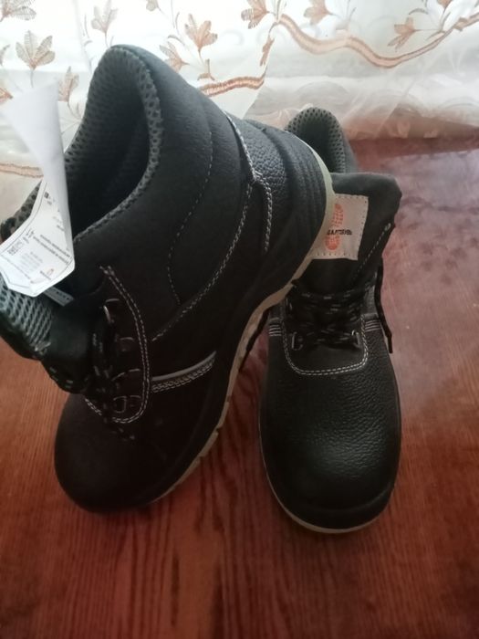 Продам  обувь новая 41 размер