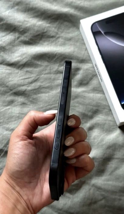Iphone 16 продам
