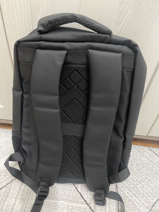 Рюкзак черный новый