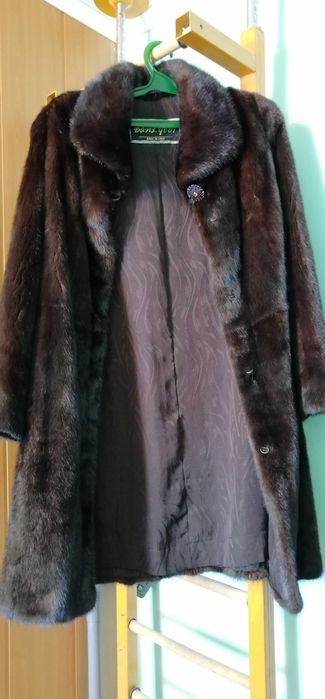 Продам норковую шубу