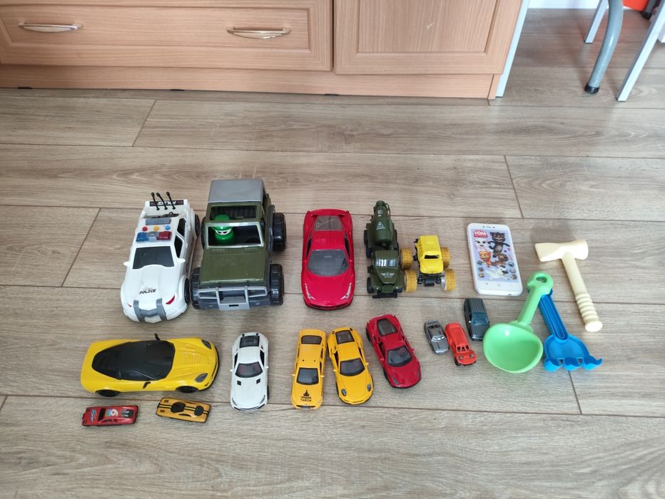 Игрушки бывшие в употреблении