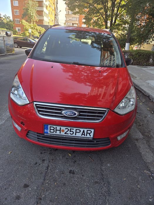 Vând Ford Galaxy 2014