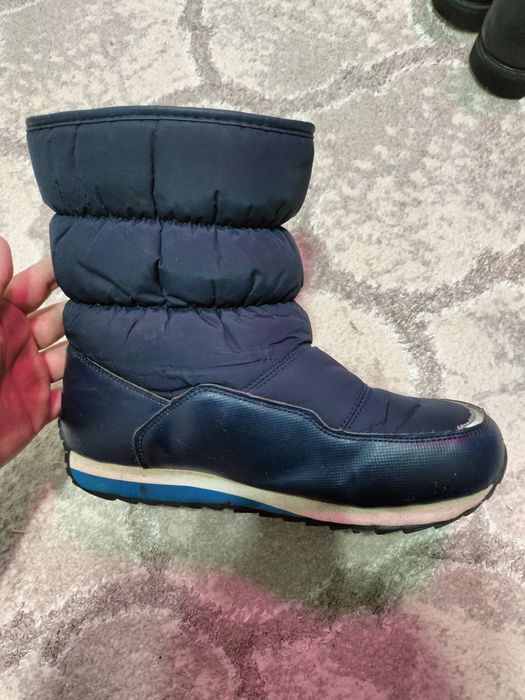 Продам зимние дутики на мальчика