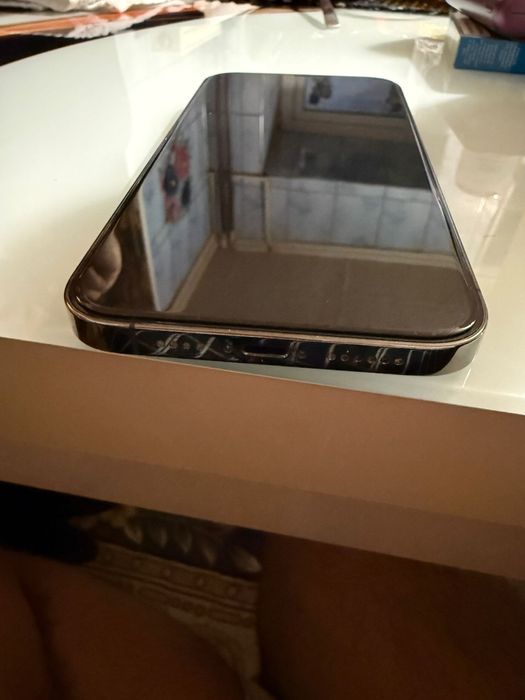 Vand iphone 12 pro max!