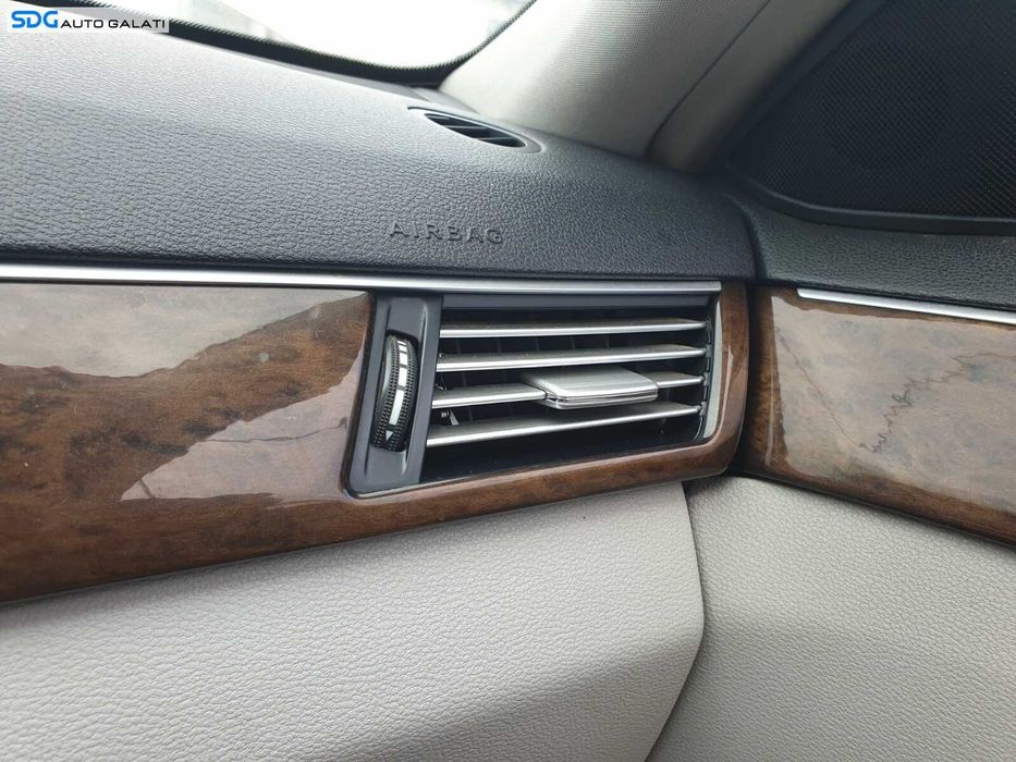 Gura Grila Aer Aerisire Ventilatie Bord Laterala Dreapta Mercedes Clasa E Class W212 2009 - 2012 [C3273]