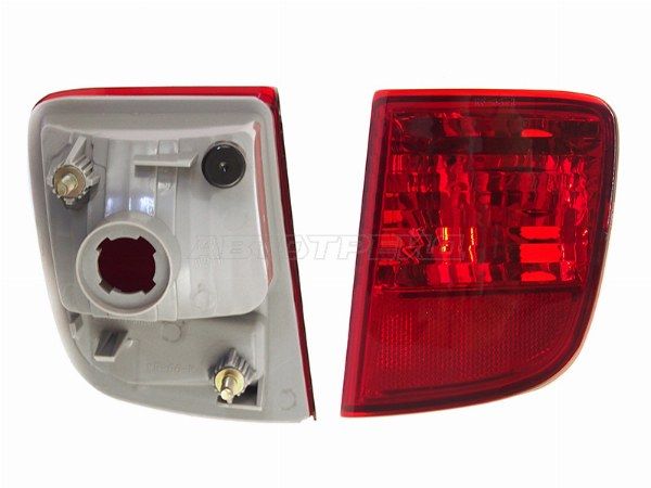 Фонарь в задний бампер Toyota Land cruiser