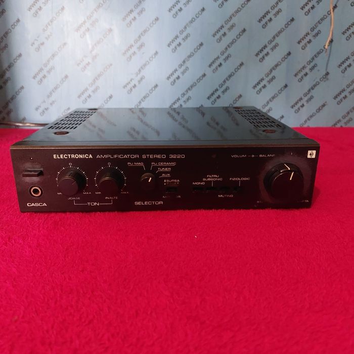 Combina muzicala Miniturn Electronica Bucuresti. 2x35w