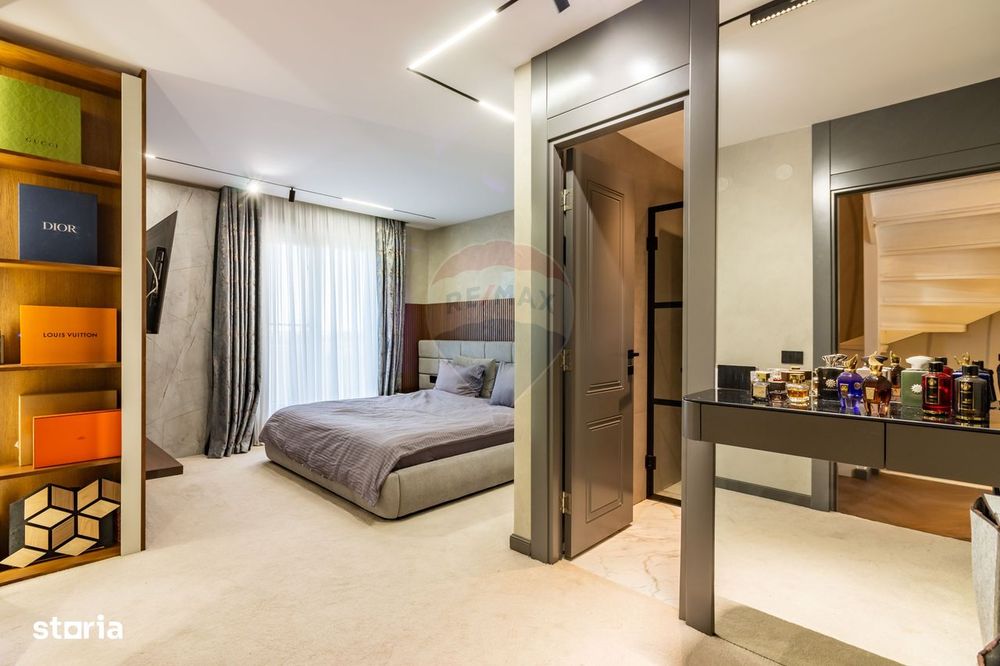Casă / Vilă de vanzare cu 4 camere, Cosmopolis, premium