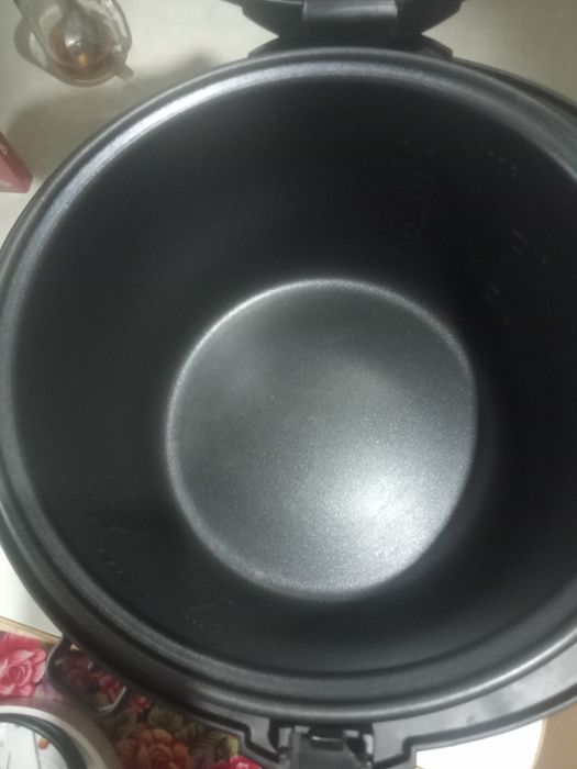 Продам, мультиповар, мультиварка.