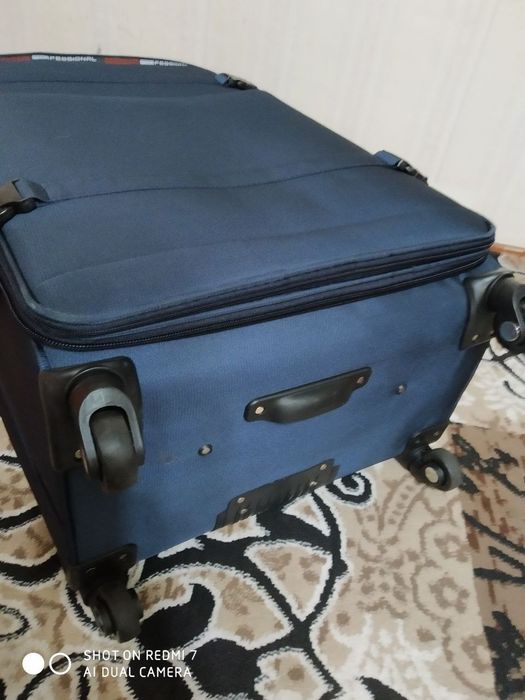Чемодан очень большой