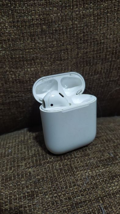 Airpods без правого наушника