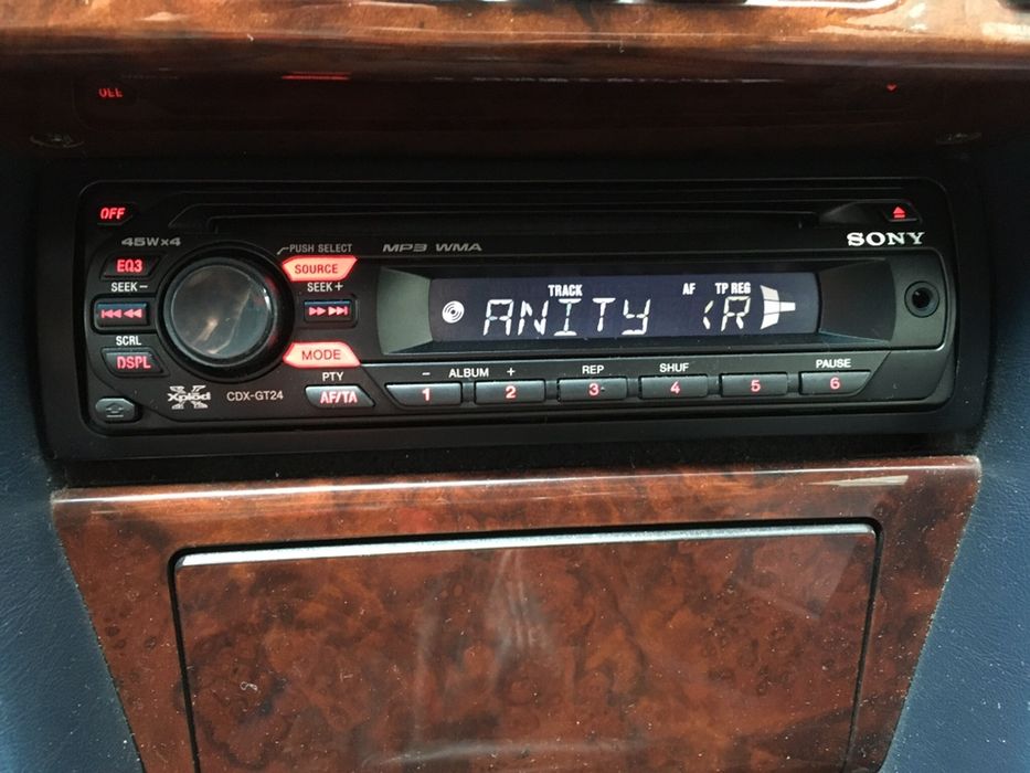 Радио-компакт диск CD Sony mp3, 4x45, за автомобил