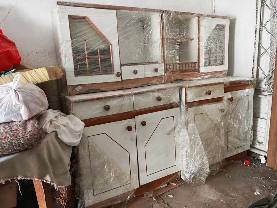 Продам кухонную мебель польская