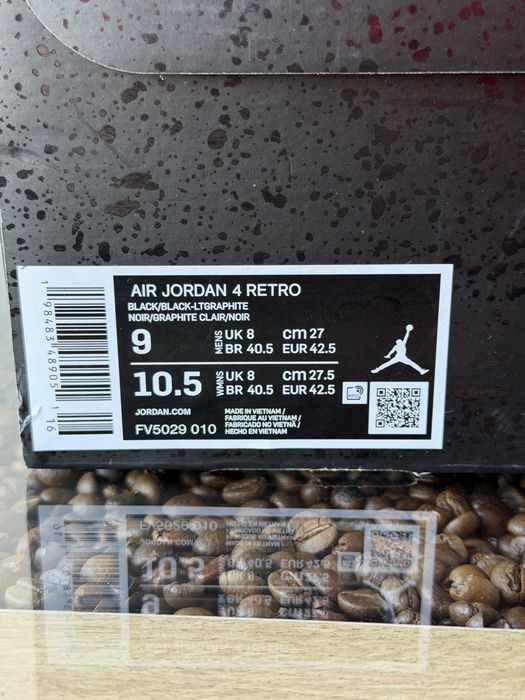Jordan 4 Black Cat 2025