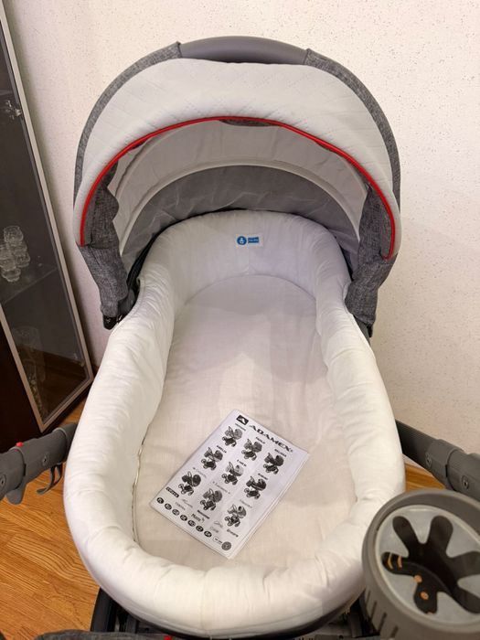 Продам коляску Adamex
