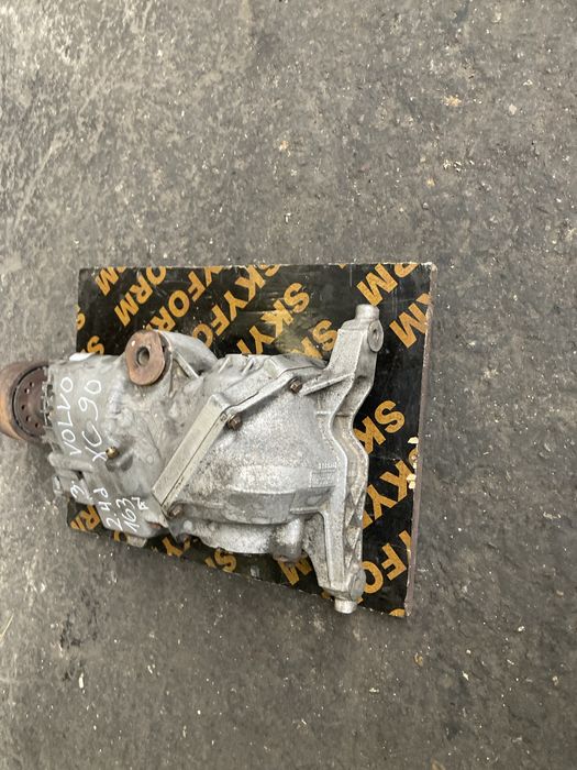 Volvo XC 90 2.4D 163кс avtomat Заден Деференциал