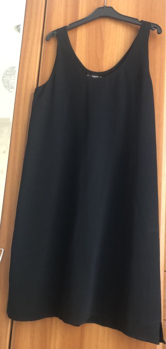 Vand rochie neagra