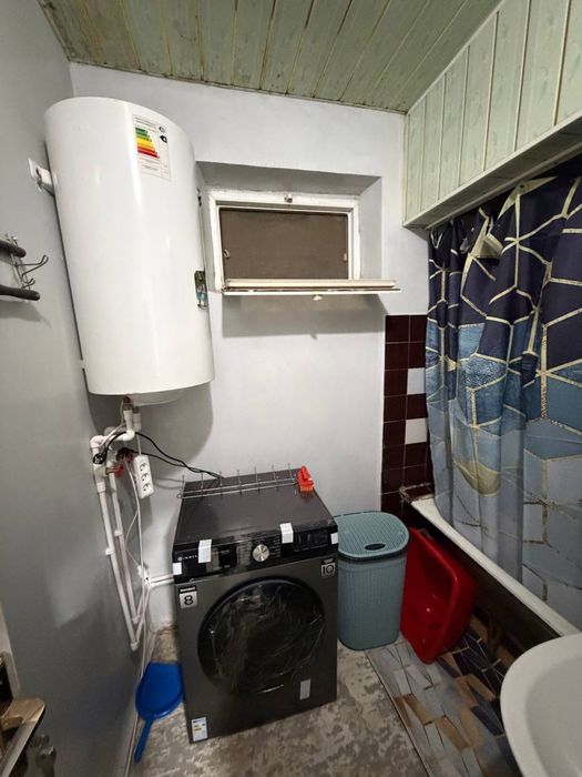 Gulbahor “книжни”da joylashgan 3 xonali kvartira arendaga beriladi